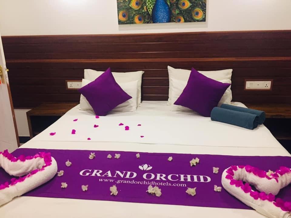 Grand Orchid Residence Канді Екстер'єр фото