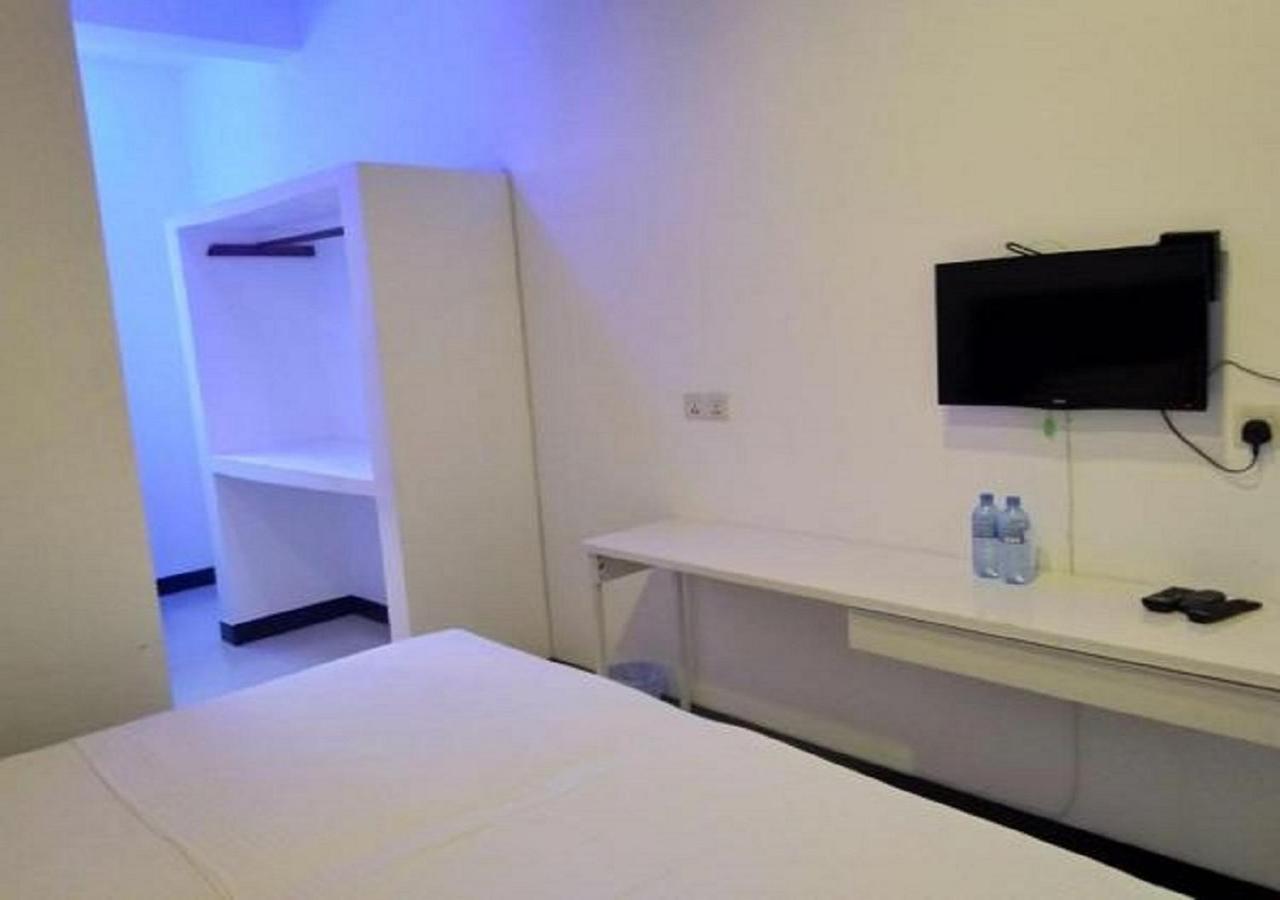 Grand Orchid Residence Канді Екстер'єр фото